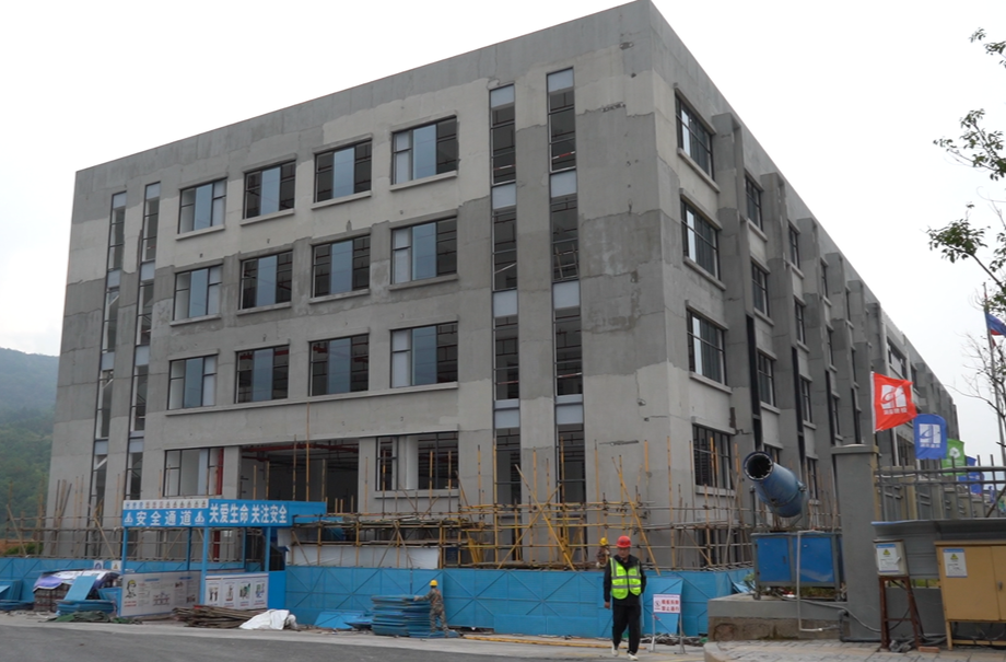 鹤中一体化看中方|中方县新材料基地标准化厂房项目建设稳步推进