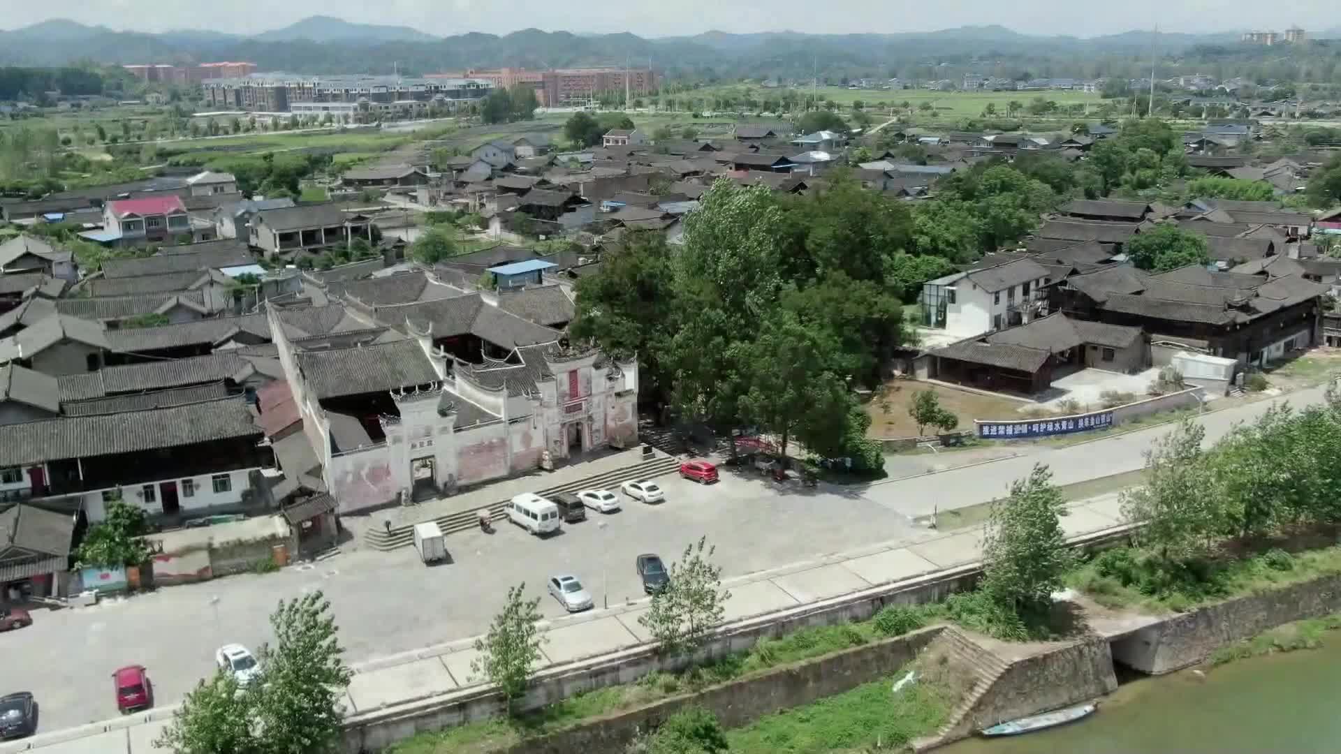 怀化中方县：藏在千年古村里的图书馆带你感受慢生活