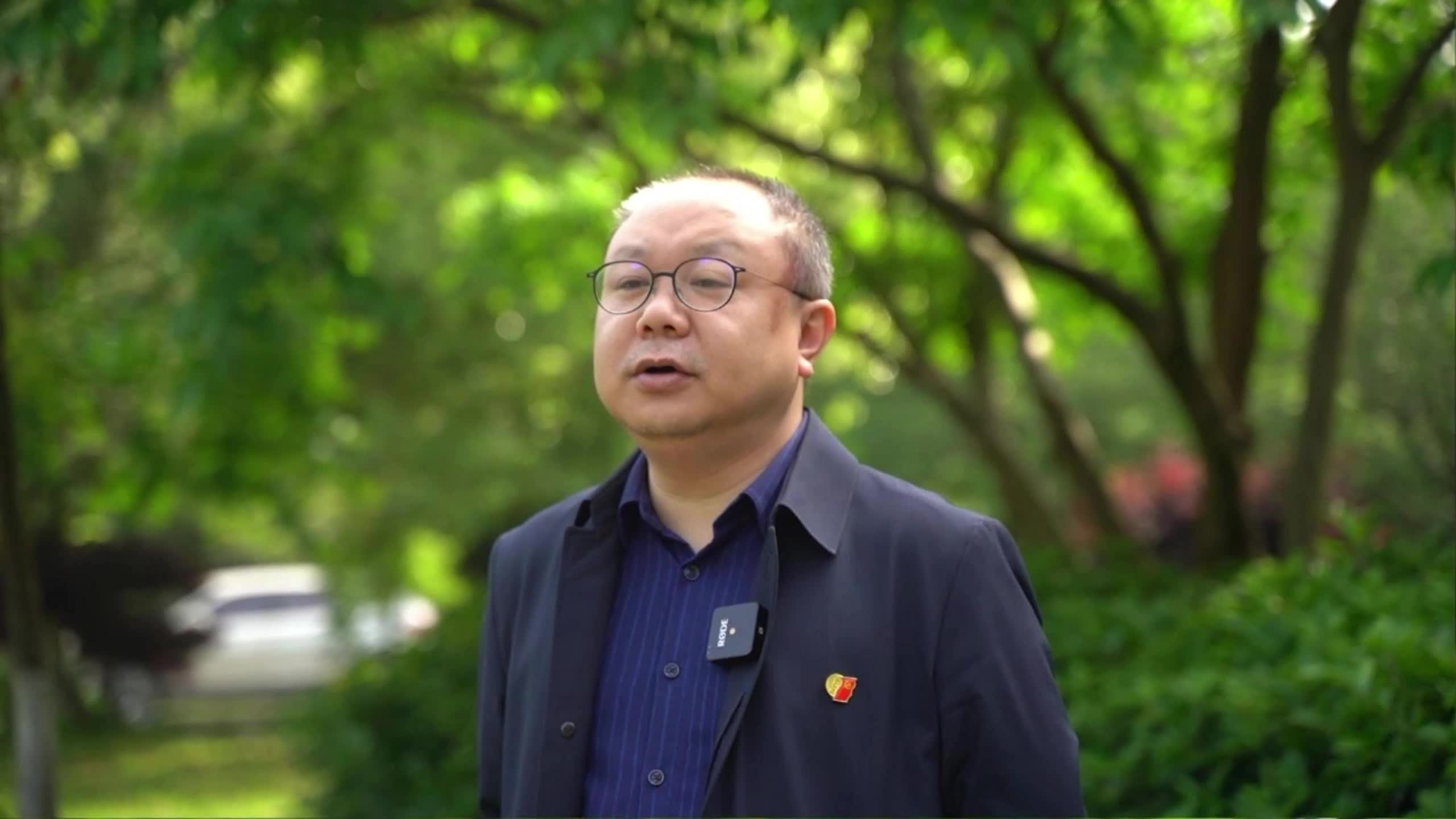 视频|身边的劳模② 李镇：默默奉献终不悔 甘为财政孺子牛