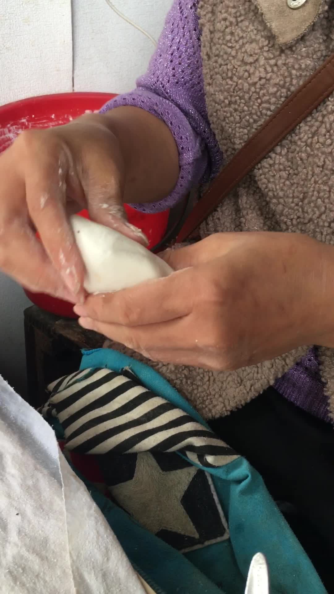 视频|中方县新路河油粑粑：香糯酥脆的地方美食