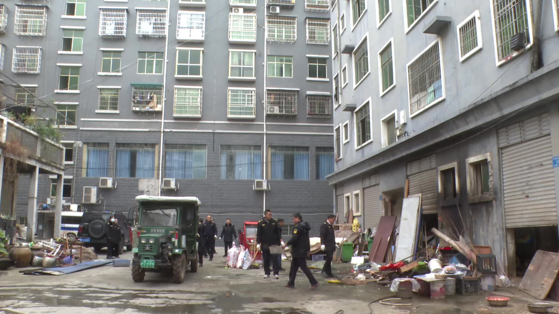 视频|中方县开展乱搭乱建专项整治行动