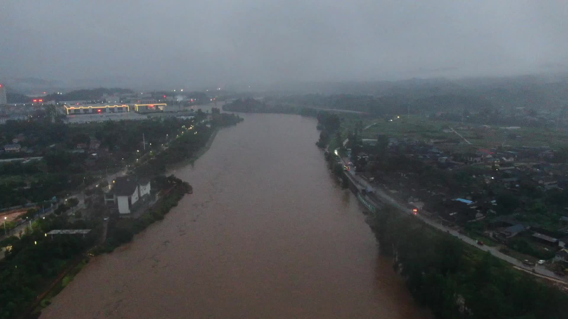 视频｜中方：党员干部的日夜坚守换来群众转移“一个都不漏”