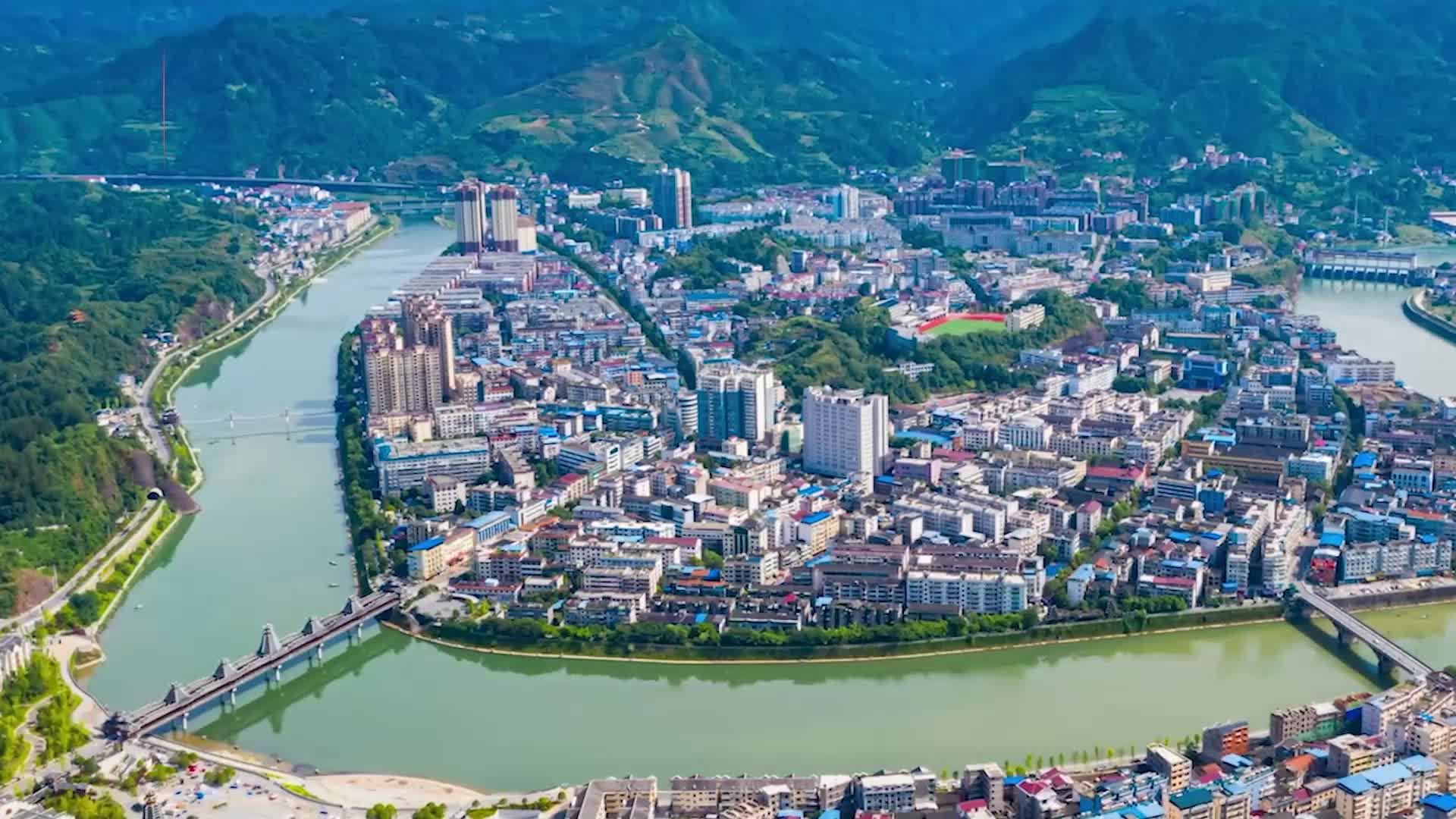 相约三湘四水 共赴福地怀化 第五届湖南旅游发展大会 新闻发布会 8月7日 10:00敬请关注!#怀化 #福地怀化 #湖南 #雪峰会客厅 #第五届湖南旅游发展大会 #福地怀化懂你如家 #福地怀化如诗如画