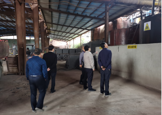 省市联合督察组现场核查中方县2021年度污染防治攻坚战“夏季攻势”危废大排查问题整改销号情况