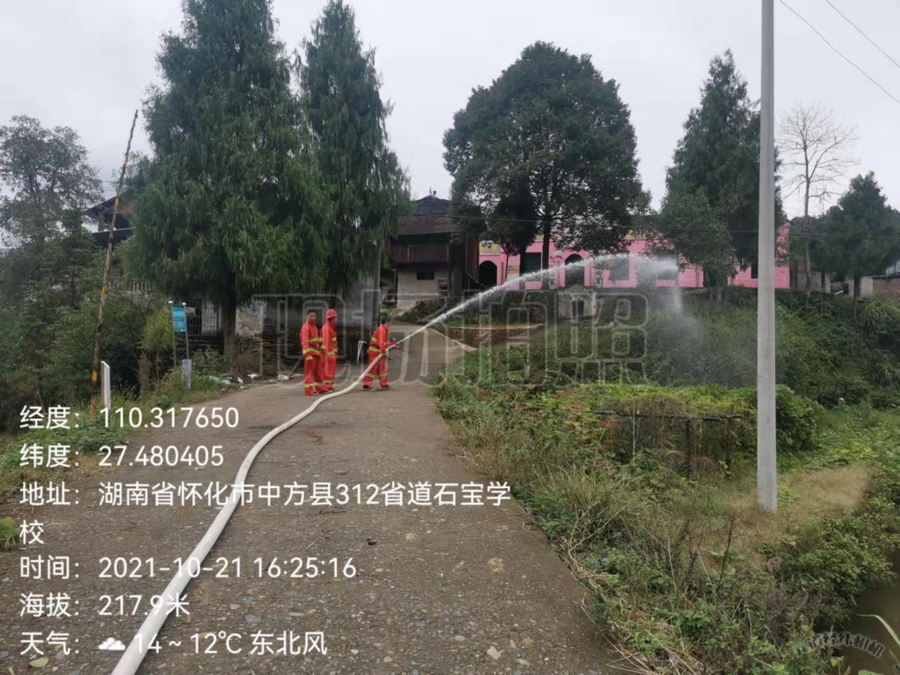 新路河镇：鱼龙桥大团寨组织开展消防拉练