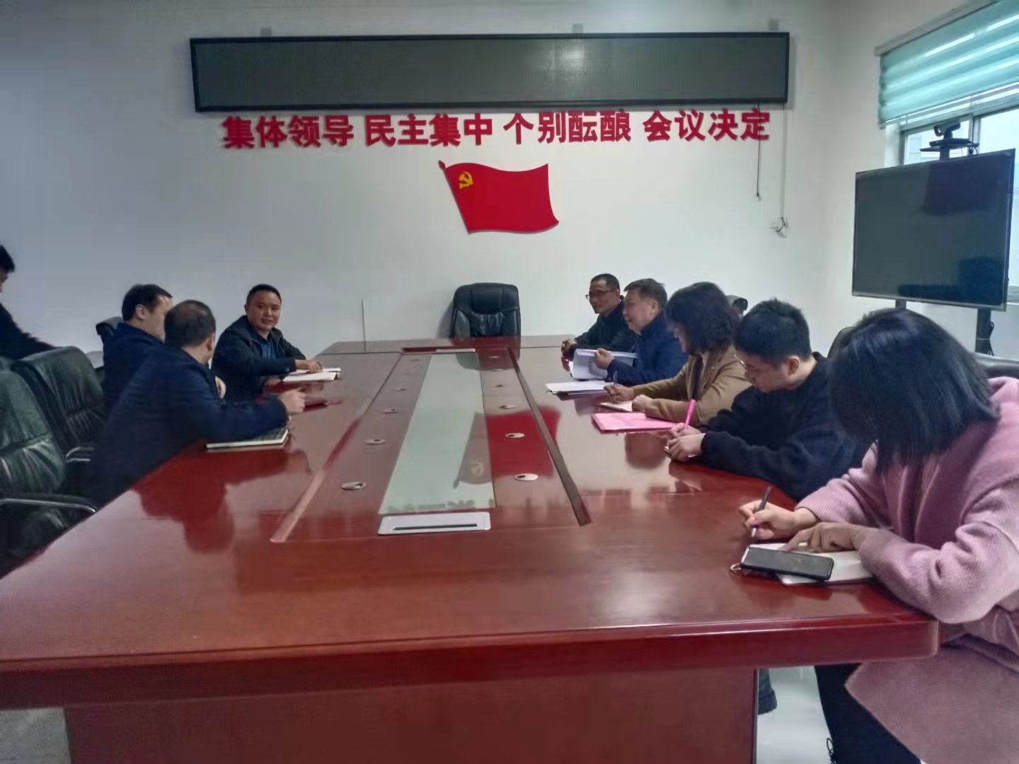 省统计局来中方指导检查统计基层示范站建设工作
