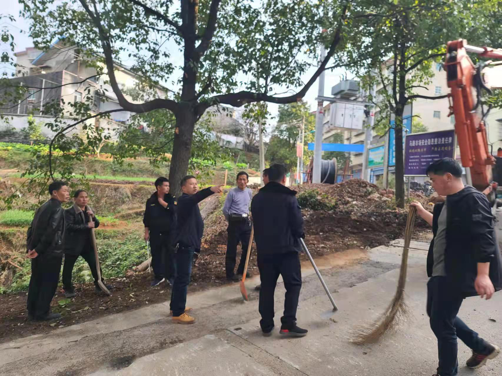 铜湾镇：让人居环境大变脸  将环境整治进行到底