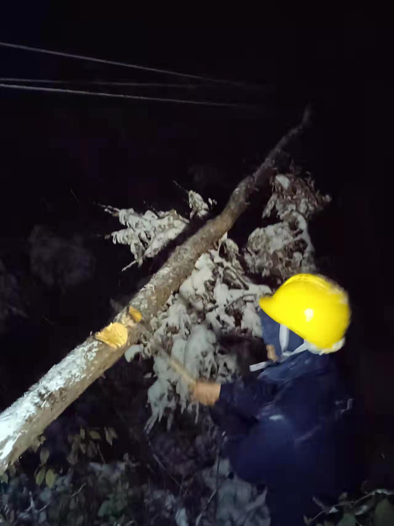 国网中方县供电公司：寒冷夜 太暖心