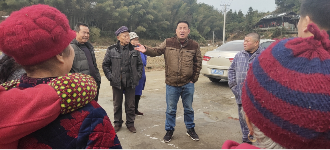 铜湾镇：屋场会集民意 共商大计开新局