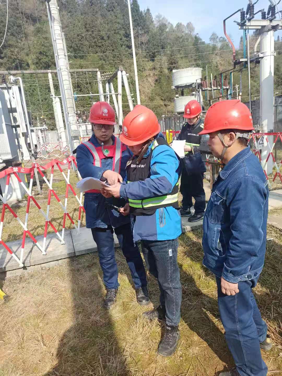 国网中方县供电公司：加强现场安全管控 筑牢检修安全防线