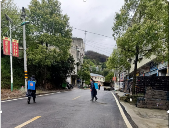 铜湾镇：全面开展消杀工作 筑牢疫情安全防线
