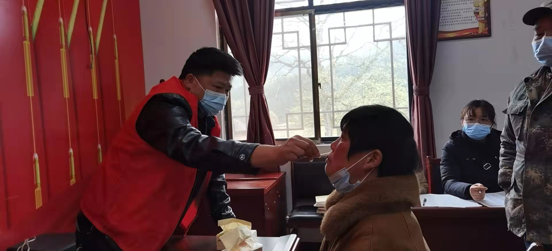 中方镇：退伍不褪色，换装不换心，抗疫一线战鼓擂