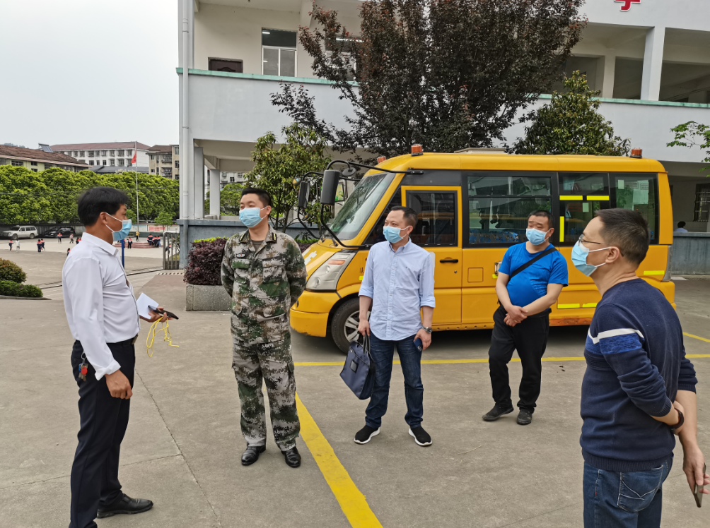 花桥镇开展道路交通安全整治行动