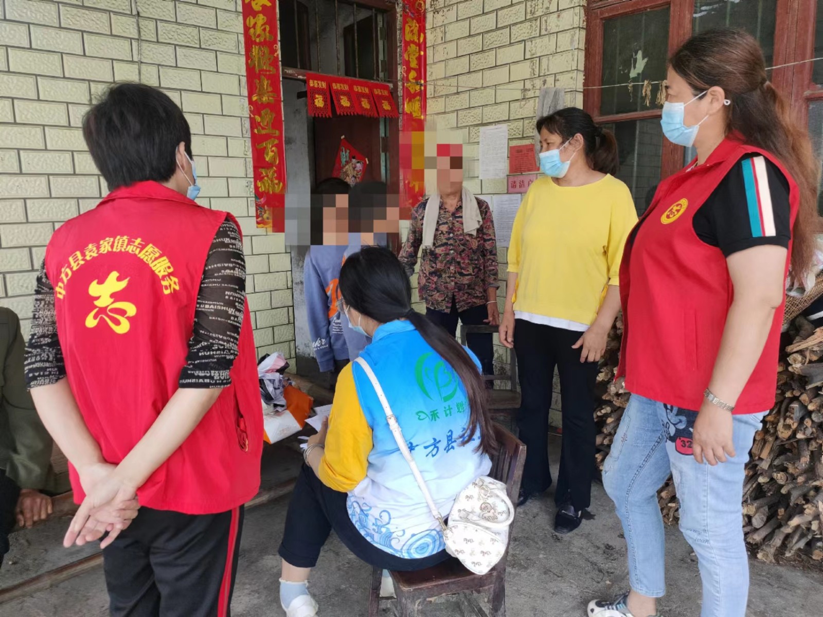 中方：开展困境儿童入户走访建档工作  倾听孩子们内心声音