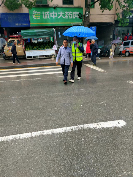 泸阳镇开展交通管制及交通问题顽瘴痼疾整治专项行动