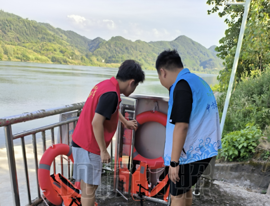 中方县铜鼎镇：织密织牢防溺水安全网