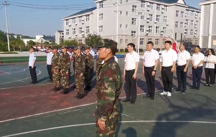 中方县泸阳镇：风展红旗美如画 奋进新征程