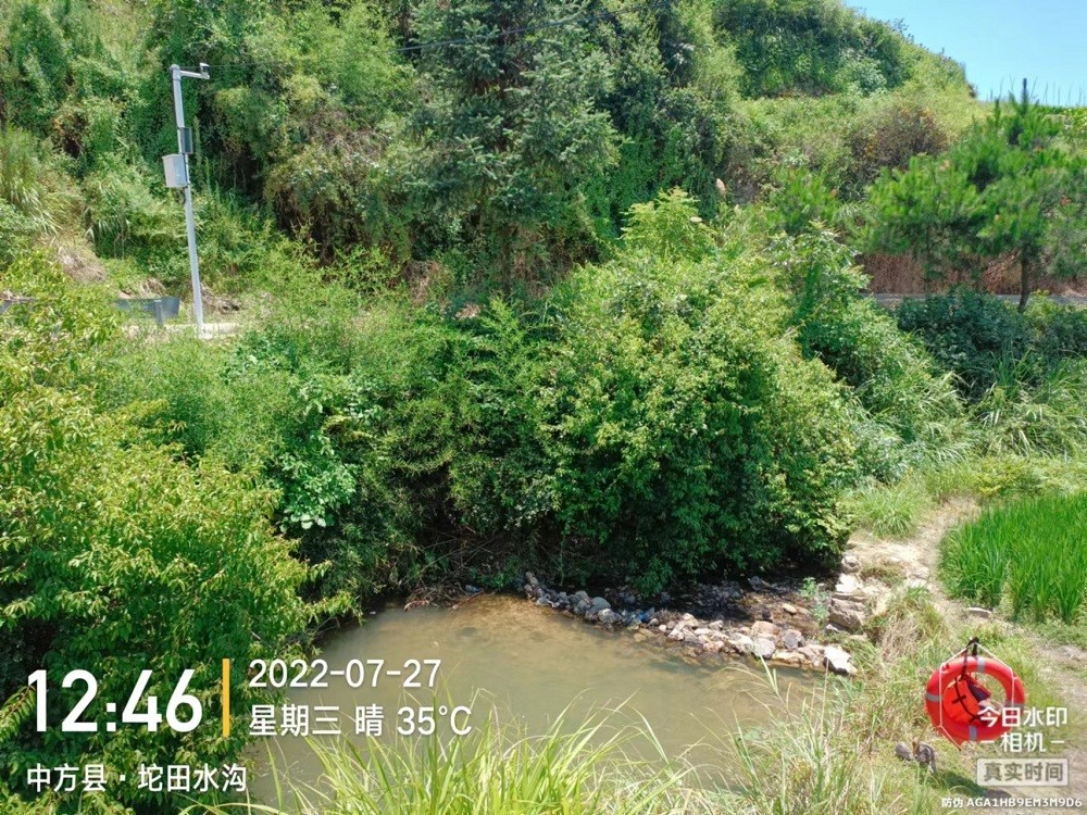 中方县花桥镇开展防溺水巡河志愿服务活动