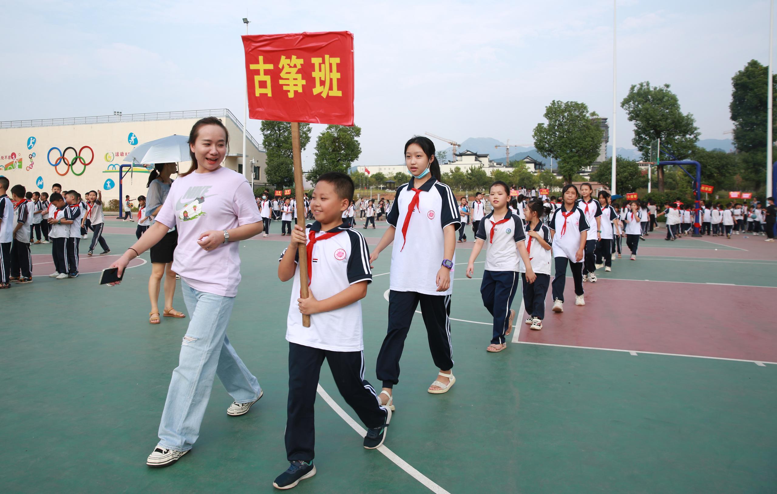 中方县芙蓉学校课后延时服务特色兴趣班开课
