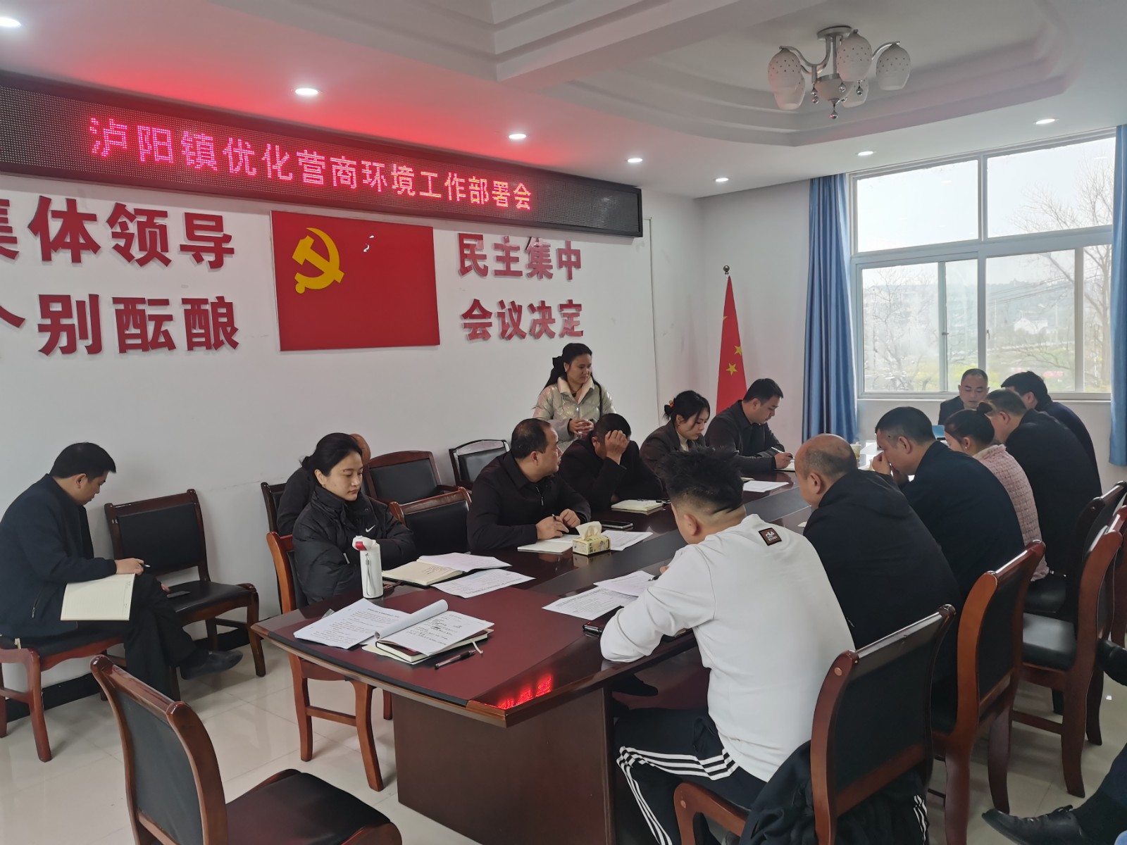 中方县泸阳镇：写好优化营商环境“三篇文章”