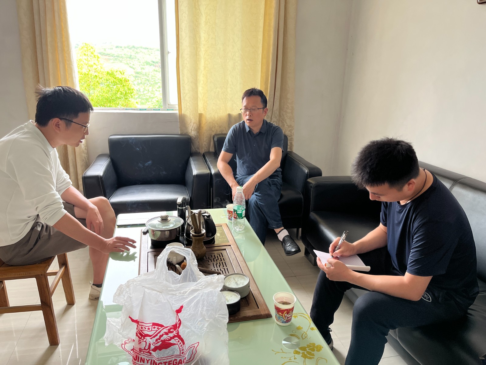 打好优化发展环境持久仗|中方县审计局开展助企纾困办实事走访活动