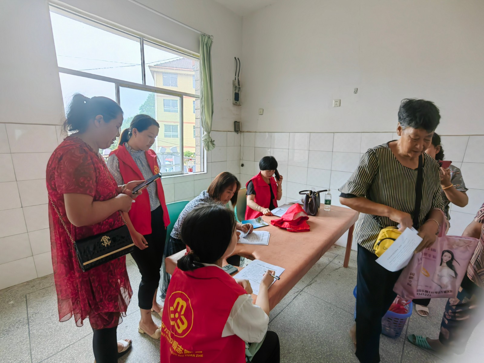 中方县桐木镇：“两癌”筛查进乡村，关爱妇女暖人心