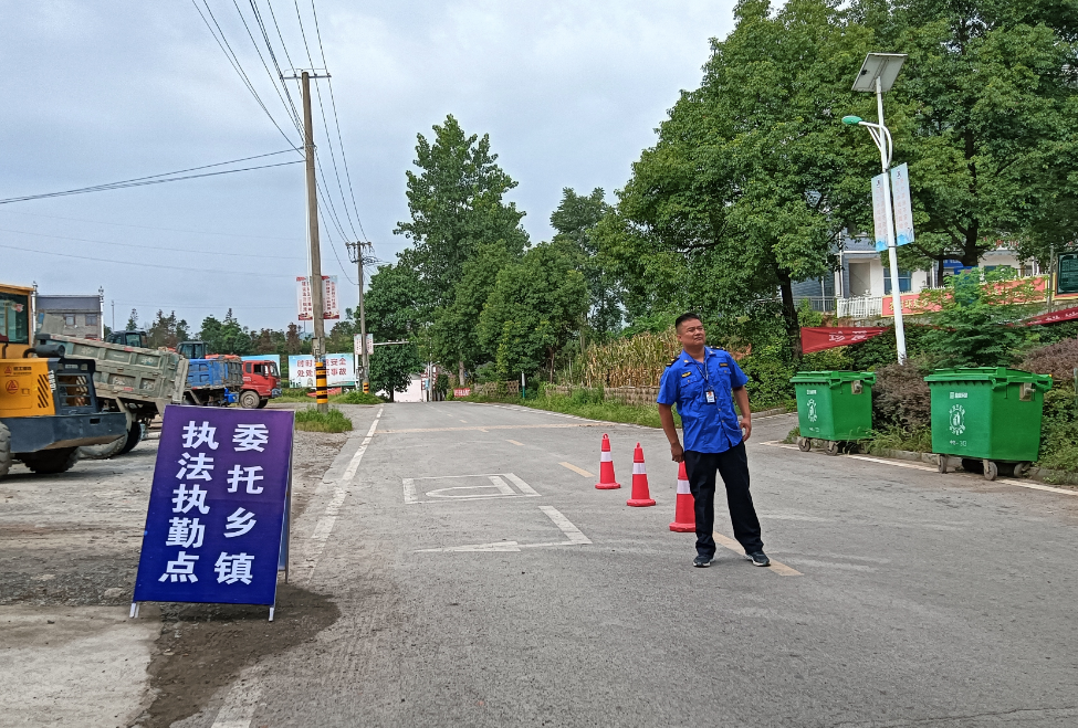 中方县铜湾镇：强力推进“戴帽工程”执法行动