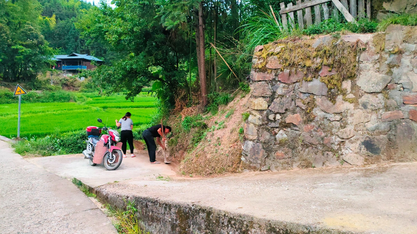 中方县中方镇：人居环境整治再发力，助力宜居宜业和美乡村建设