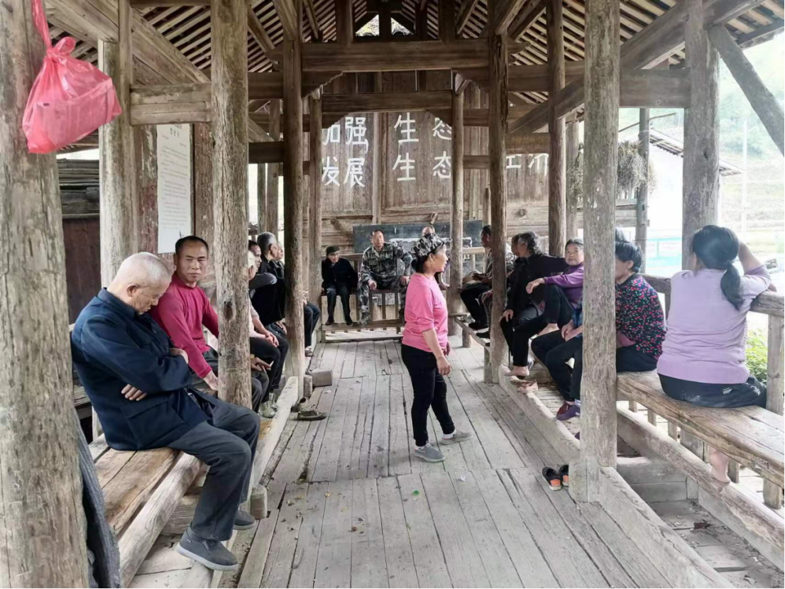 中方县铁坡镇：践行新时代“枫桥经验”，绘就别样“枫”景