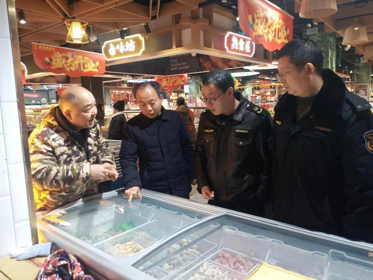 怀化市市场监管局到中方县开展市场监管领域“年关守护”行动督查