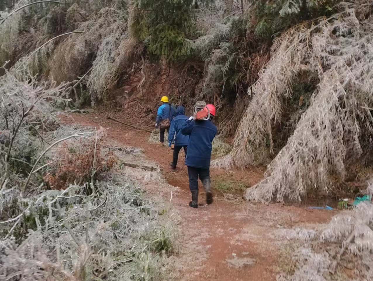 国网中方县供电公司：踏雪迎风战寒潮 全力以赴保供电