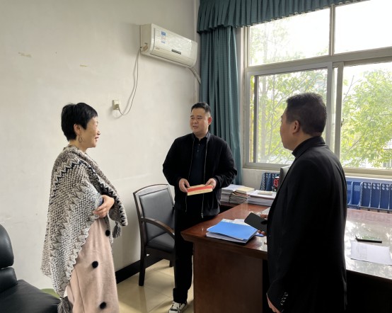 “声声问候显真情，句句祝福暖人心”  中方县自然资源局慰问困难干部职工