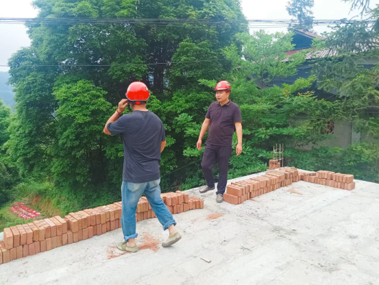 中方县蒿吉坪瑶族乡：优化营商环境，组织开展汛期建筑工地施工安全排查