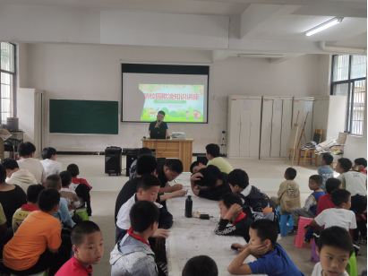 中方县接龙镇：筑牢校园“防性侵、防霸凌”防线