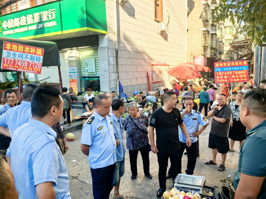 中方县花桥镇开展街道整治行动