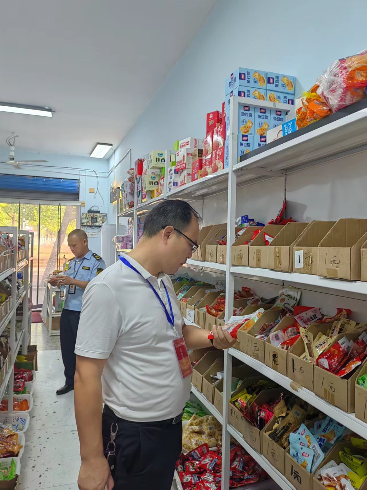 中方县中方镇：开展食品安全检查，筑牢食品安全防线