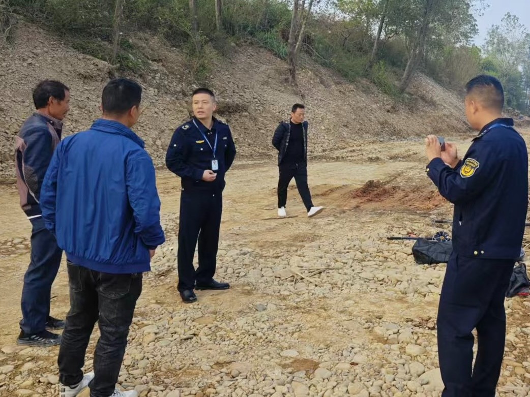 中方县铜鼎镇：严厉打击非法捕捞 用心守护沅水生态