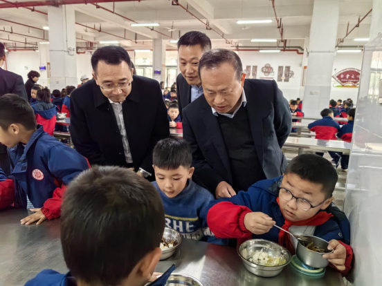 向付和带队开展校园食品安全督导检查