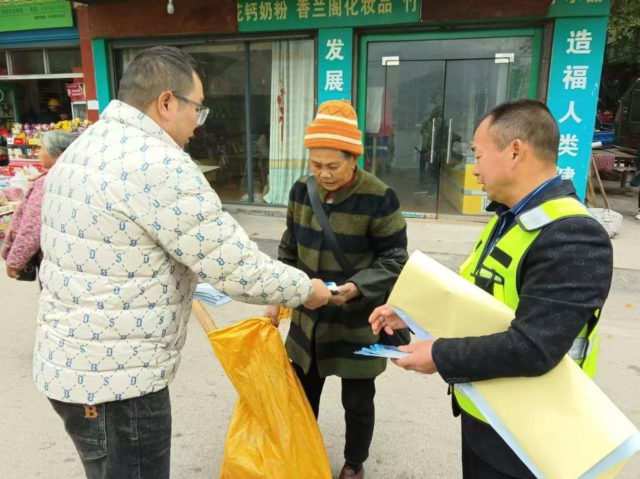 中方县铜湾镇：开展“水上安全，你我同在”知识宣讲活动