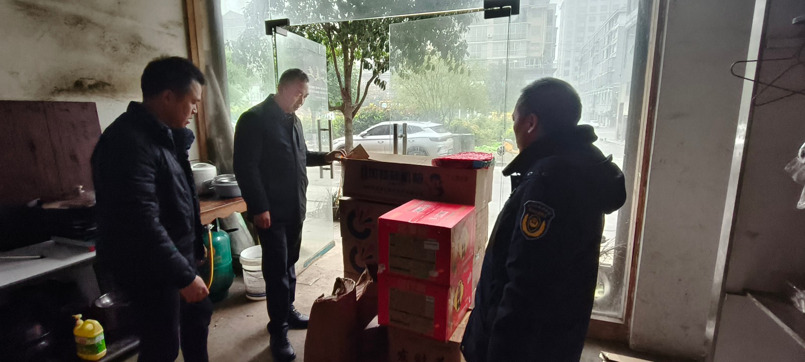 中方县中方镇：开展消防安全隐患排查工作
