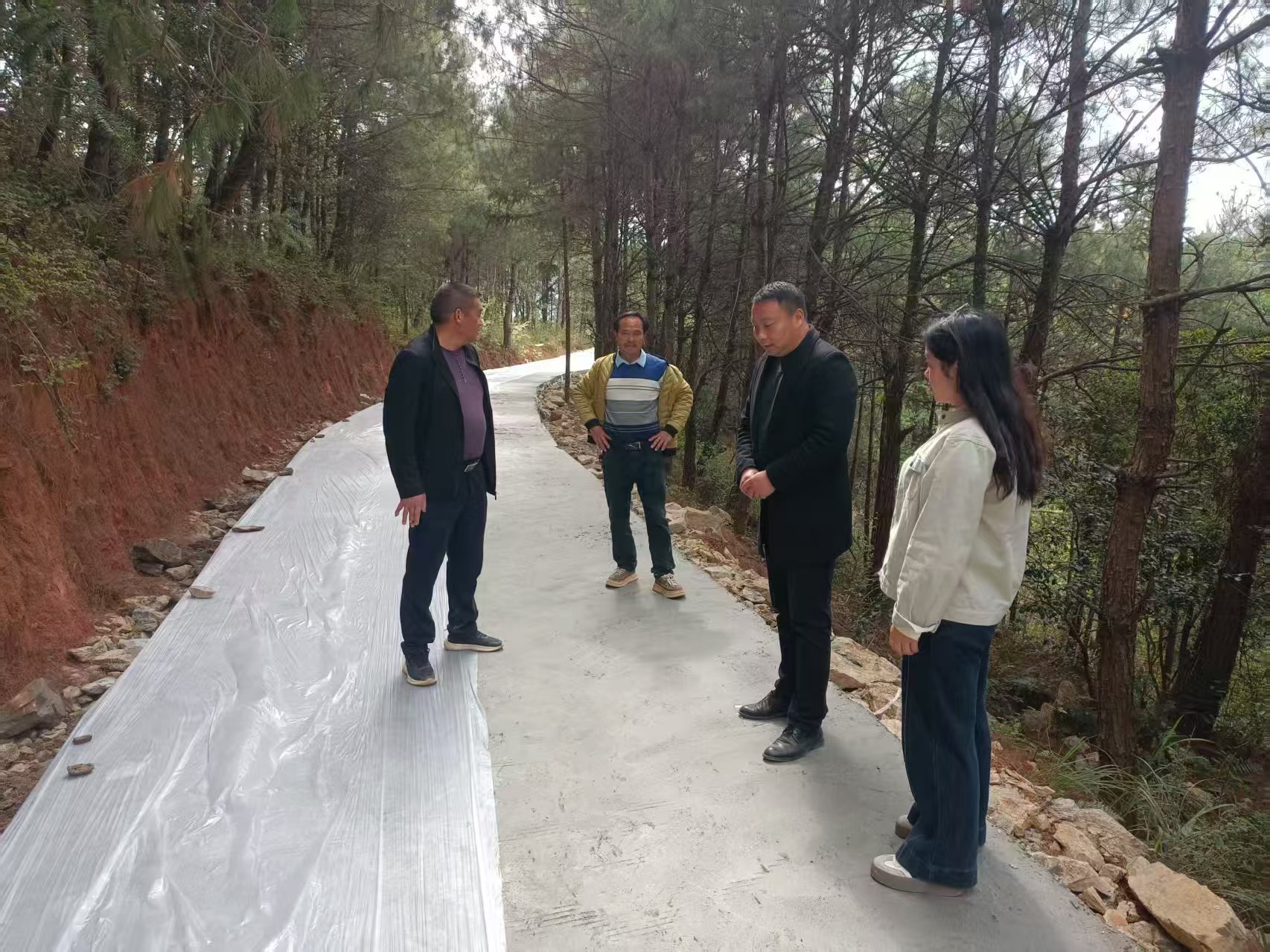 纪检护“路”  中方县铜鼎镇激发基层监督活力