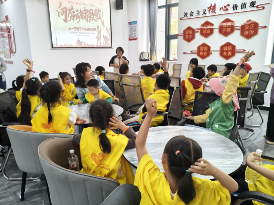 中方县：开展草帽“画”说劳动美 童心致敬劳动者