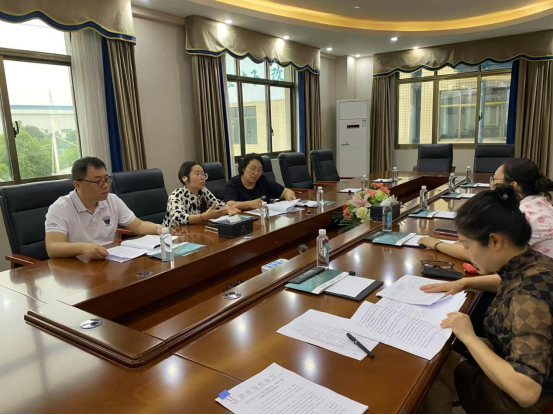 中方县财政局开展“问需于企，春暖三湘”关税政策调研活动
