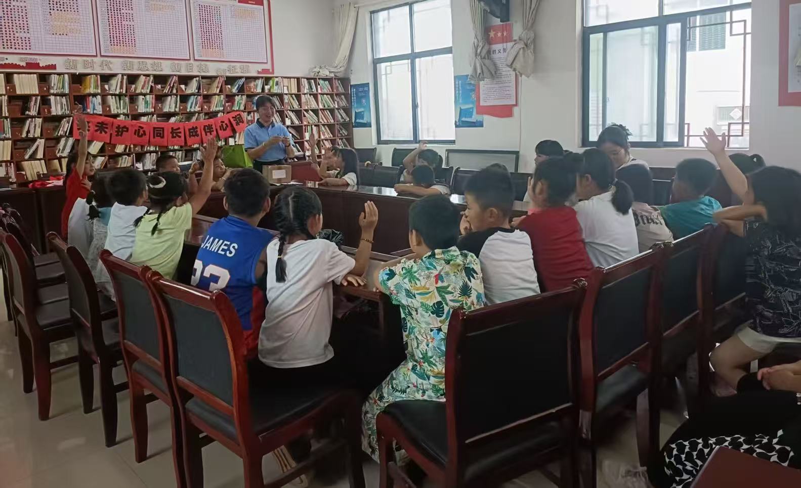 中方縣接龍鎮(zhèn)社工站：潤心伴成長，同心護(hù)未來
