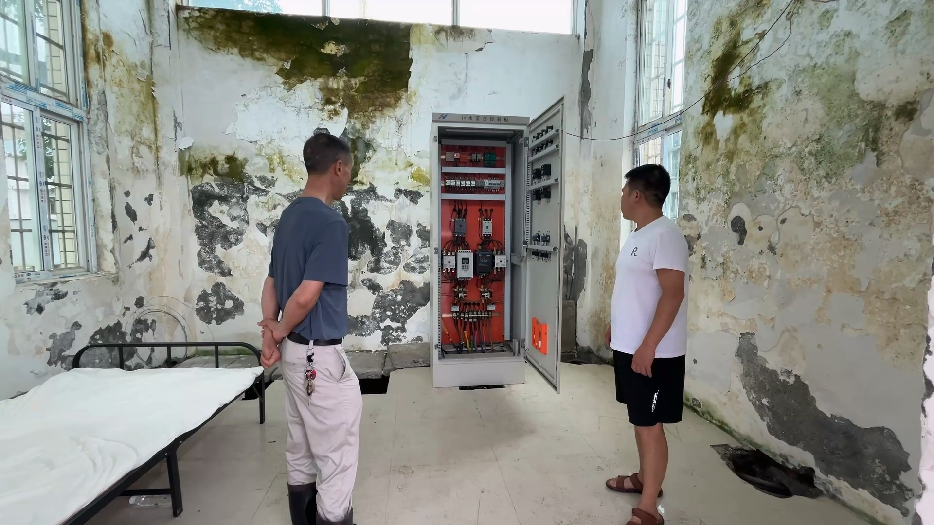 “汛”线直击|中方县铜湾镇：人大代表 “汛” 路逆行，凝聚守护群众的磅礴力量