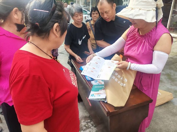 中方縣桐木鎮(zhèn)趕集日禁毒宣傳：筑牢全民禁毒防線