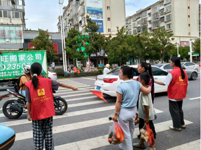 中方：“志愿红”筑牢道路“安全线” 助力旅发大会