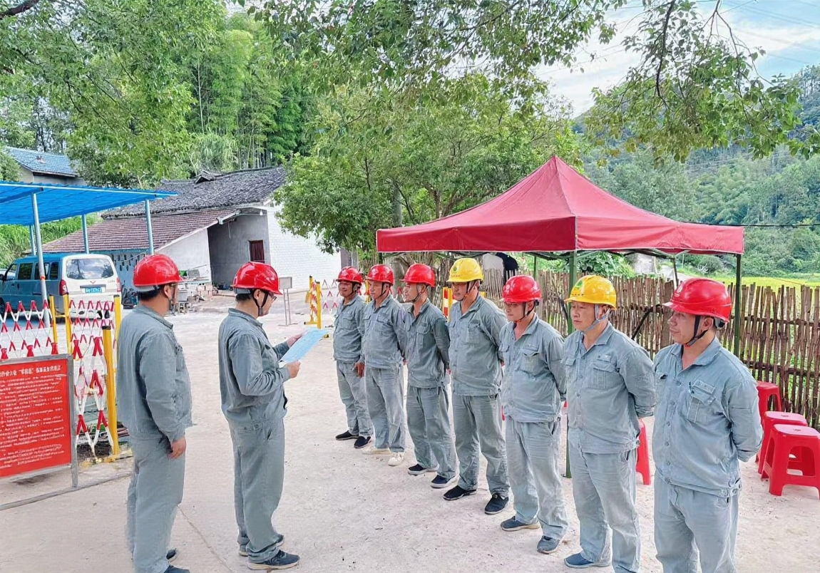 國網(wǎng)中方縣供電公司：電力實(shí)操演練  守護(hù)民生用電