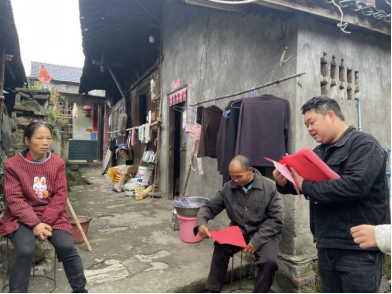 中方县接龙镇：筑牢民生保障网 激活参保新动能