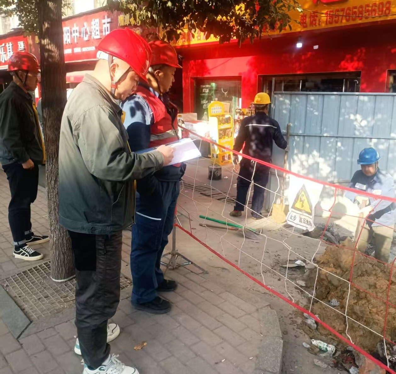 国网中方县供电公司：晴好天气拓园区电缆  固供电根基